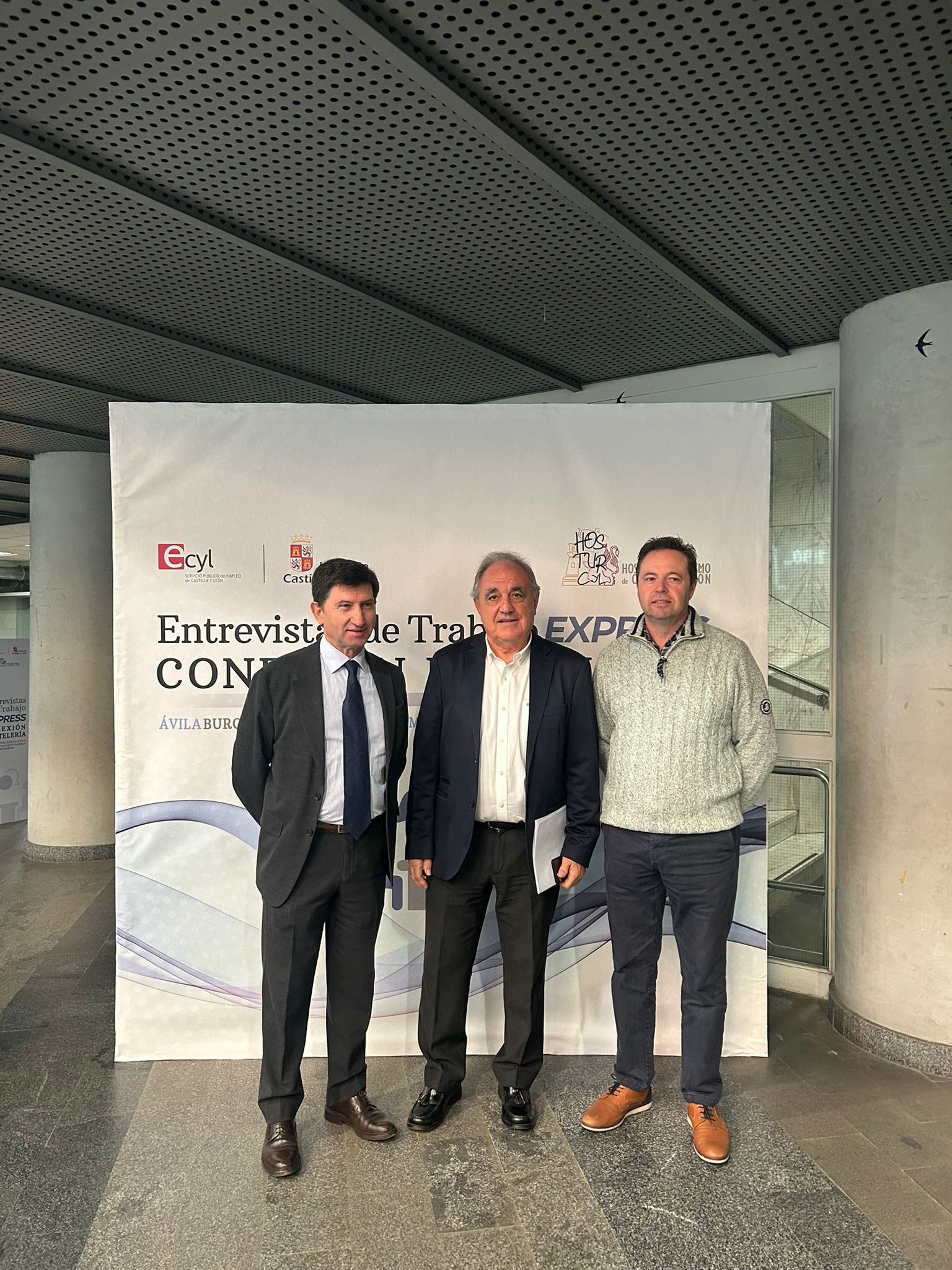 LA JUNTA DESARROLLA EN PALENCIA OTRA JORNADA DE INTERMEDIACIÓN LABORAL «CONEXIÓN HOSTELERÍA» ENTREVISTAS EXPRESS