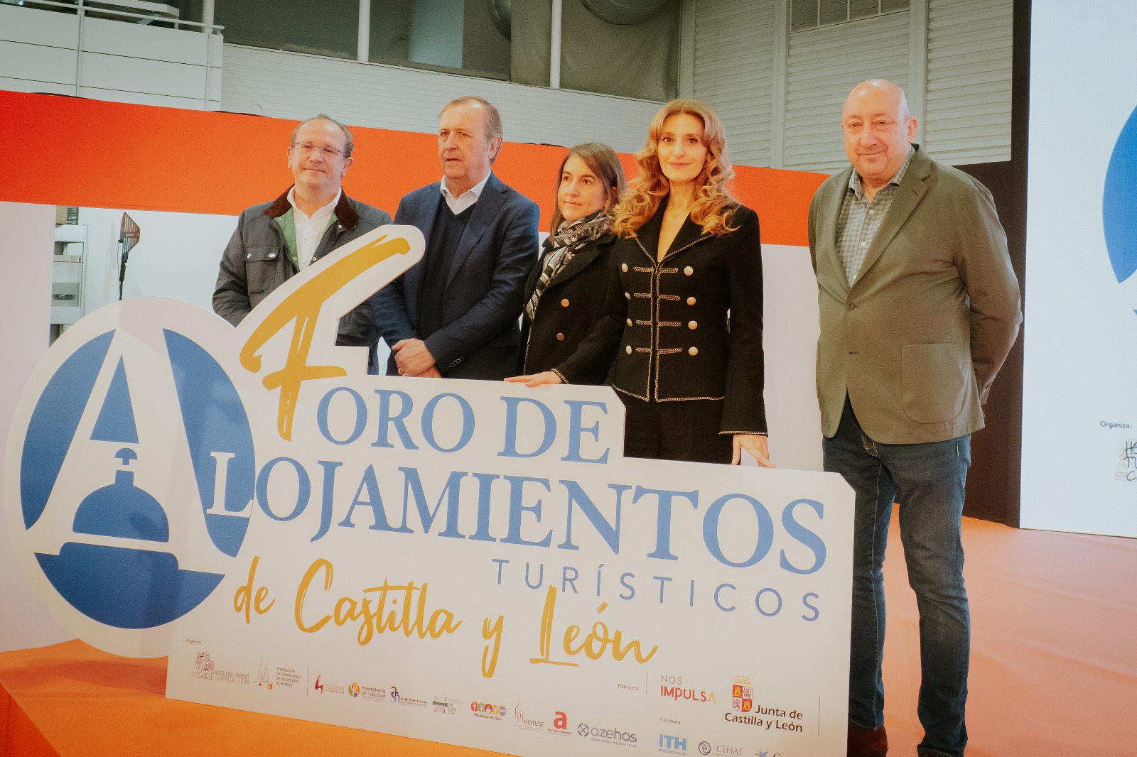 PRESENTACIÓN EN INTUR DEL FORO DE ALOJAMIENTOS TURÍSTICOS