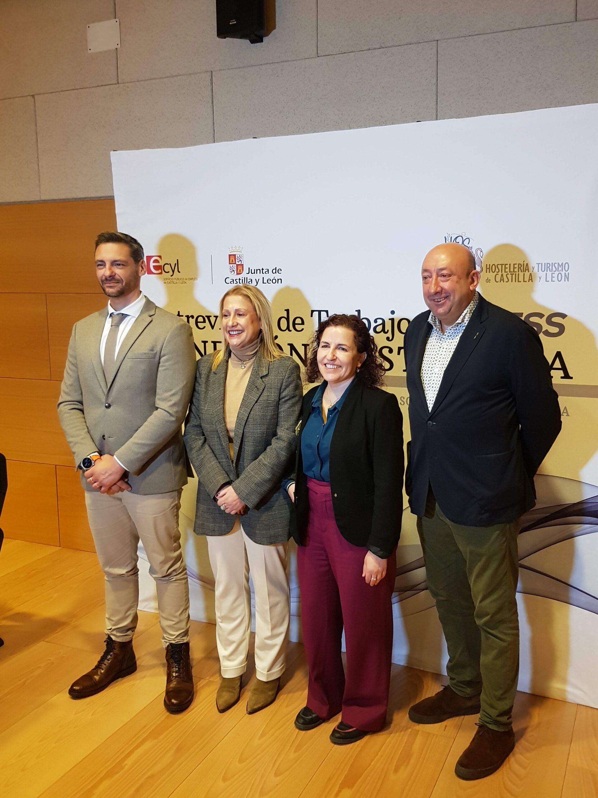 LA JUNTA CONSOLIDA EN SORIA  EL FORMATO » ENTREVISTAS DE TRABAJO EXPRESS «
