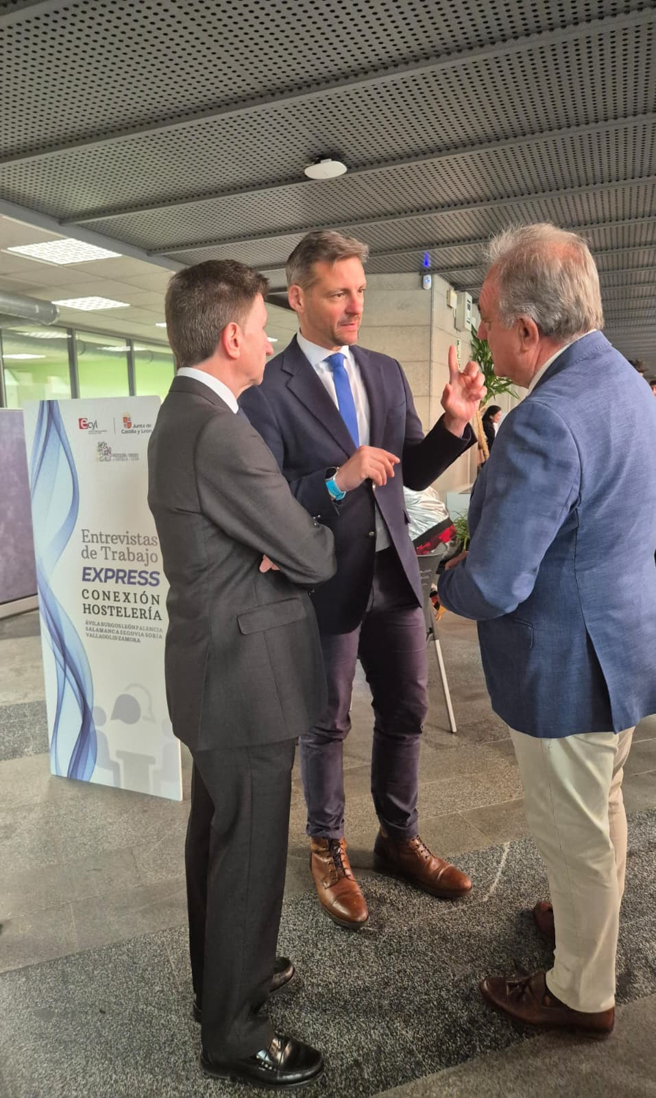 La Junta inicia en Palencia un nuevo ciclo de ‘Entrevistas de trabajo Exprés’ para el sector de la hostelería con medio millar de encuentros