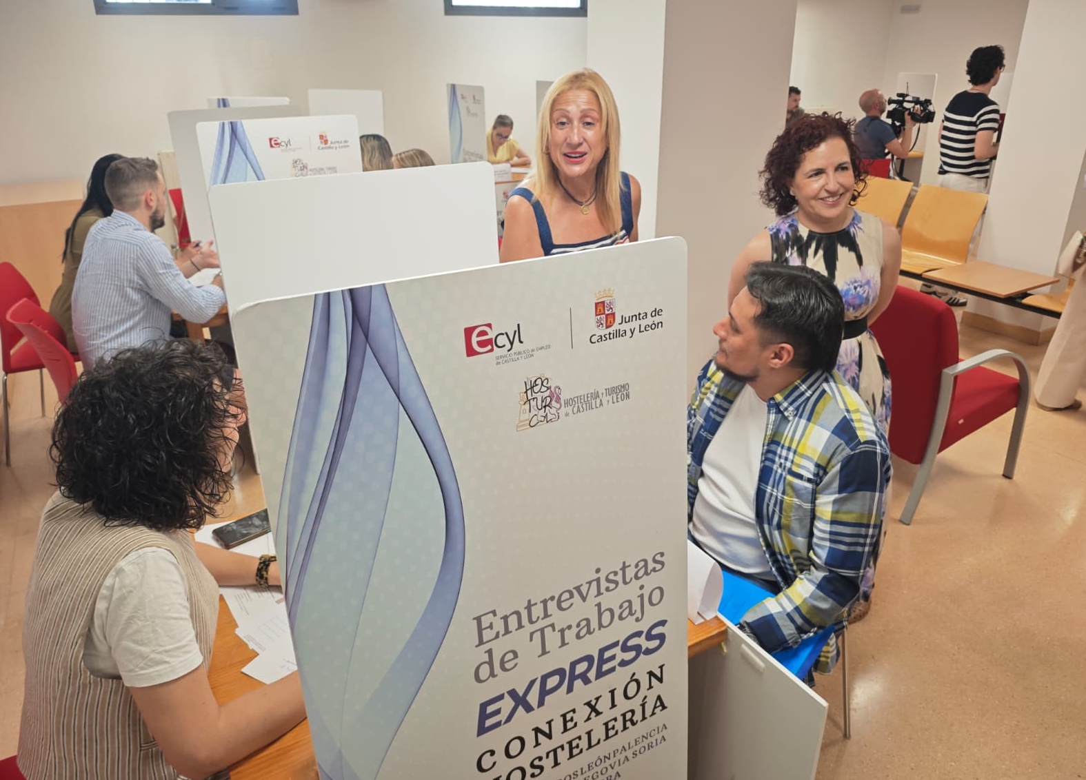 ENTREVISTAS EXPRÉS » CONEXIÓN HOSTELERÍA SORIA «